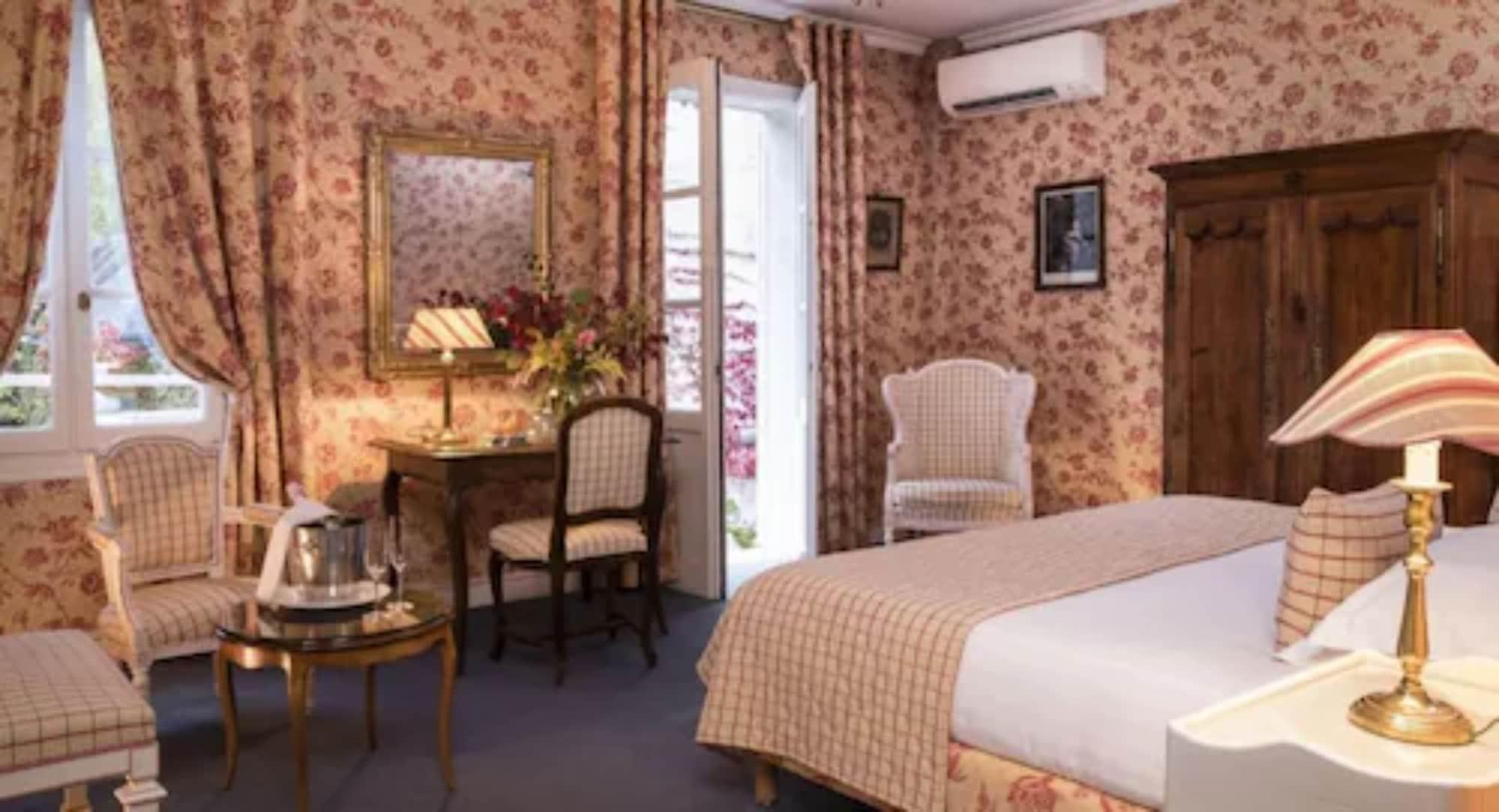 Hotel Le Choiseul อองบวส ภายนอก รูปภาพ