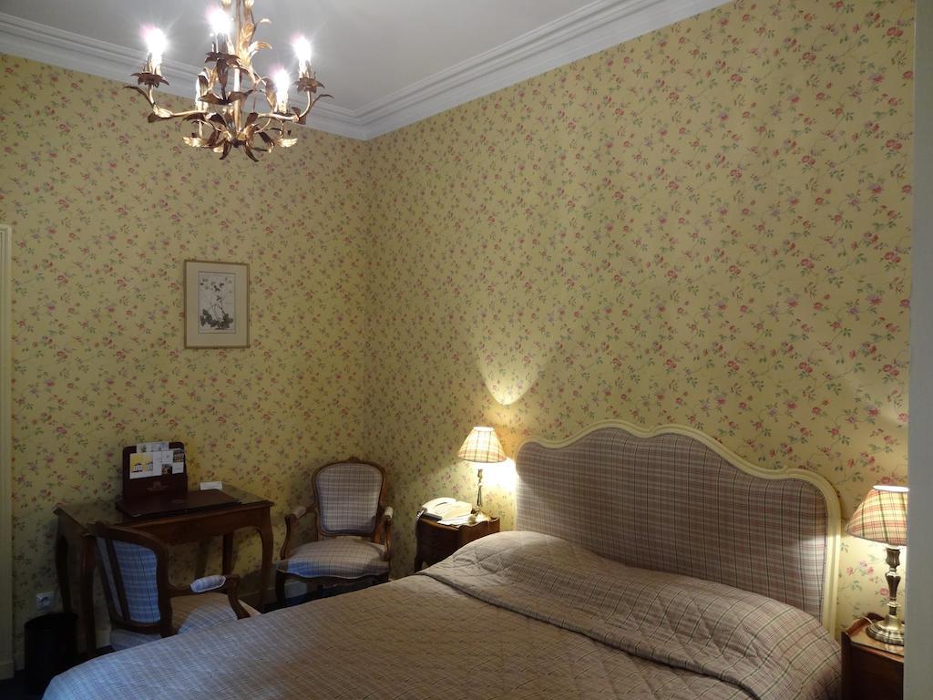 Hotel Le Choiseul อองบวส ภายนอก รูปภาพ