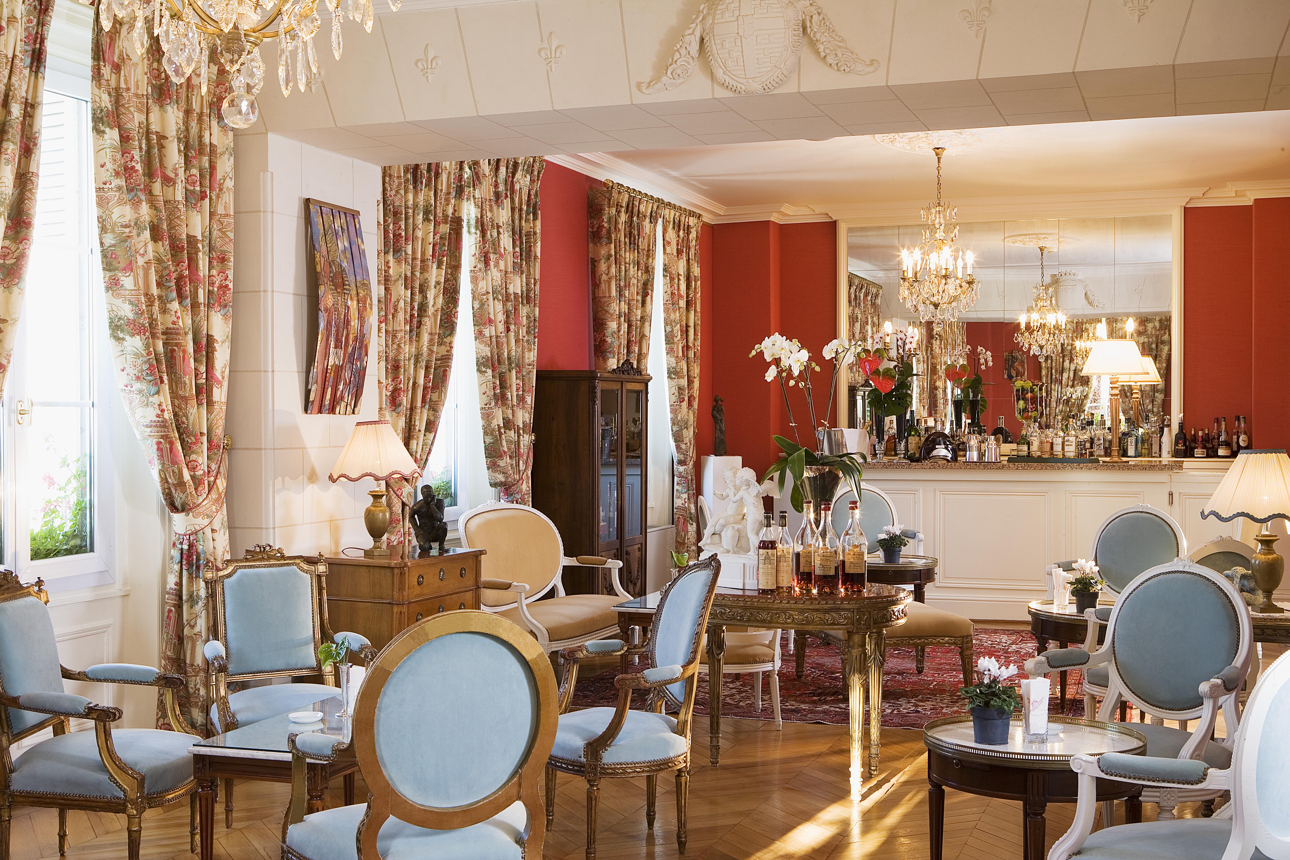 Hotel Le Choiseul อองบวส ภายนอก รูปภาพ