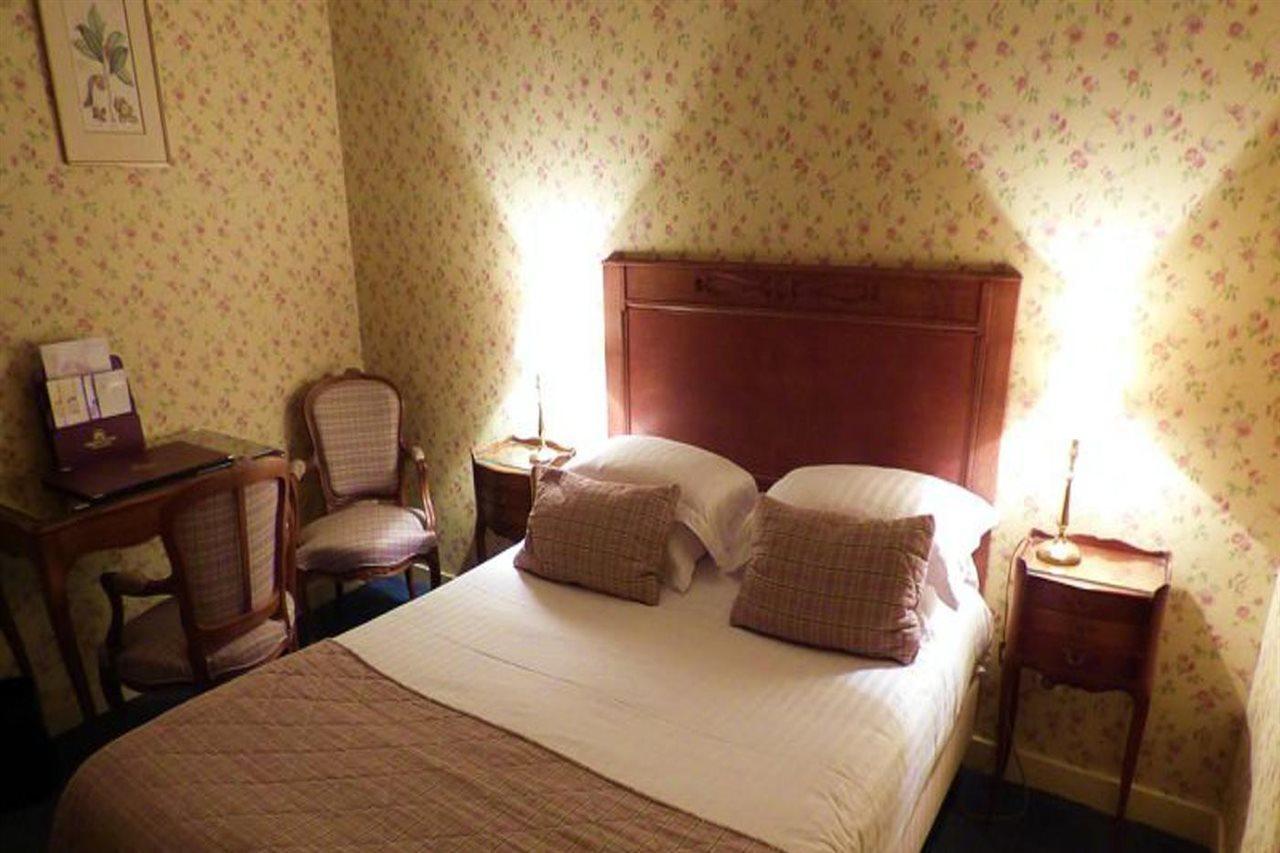 Hotel Le Choiseul อองบวส ภายนอก รูปภาพ